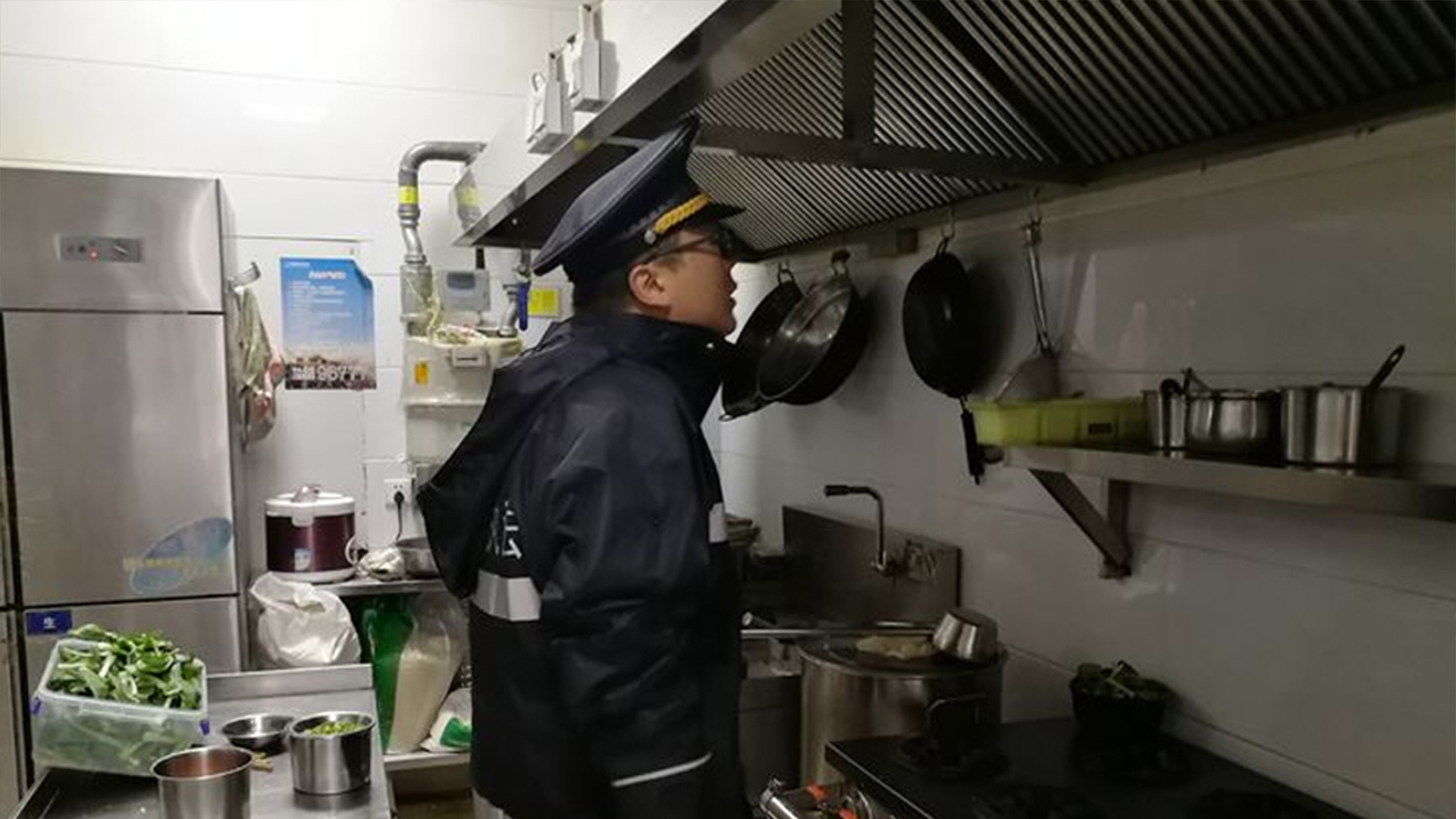 小吃店油煙凈化器如何安裝？